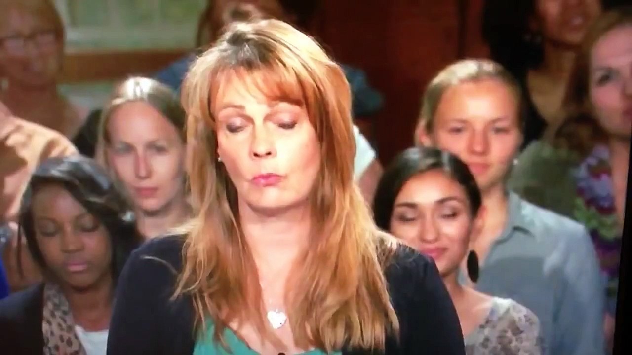 Jim Harbaugh (SF 49ers coach) in the audience of Judge Judy