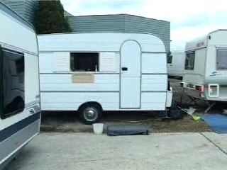 Gitans: interdiction de stationner