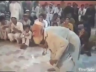 Crazy Old Man Dancing in Wedding - Very Funny