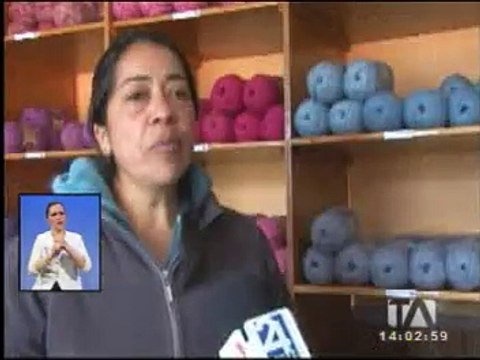 Hilandería es parte de trabajos comunitarios en Bolívar