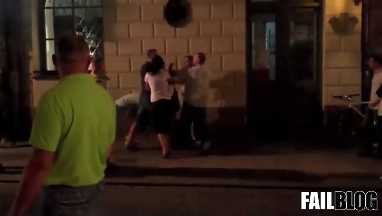 FAIL Blog  Street Fight Kick FAIL