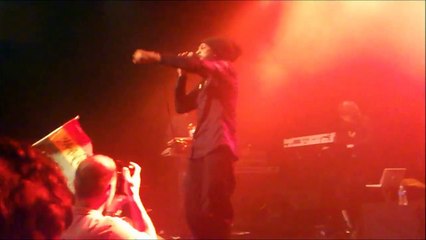 Yaniss Odua - Tu es ouf (live)