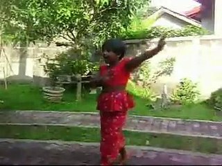 children dance for thana thana