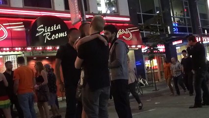 Learn How To Pick Up Girls In Your Pyjamas! - First EVER Online Hotseat