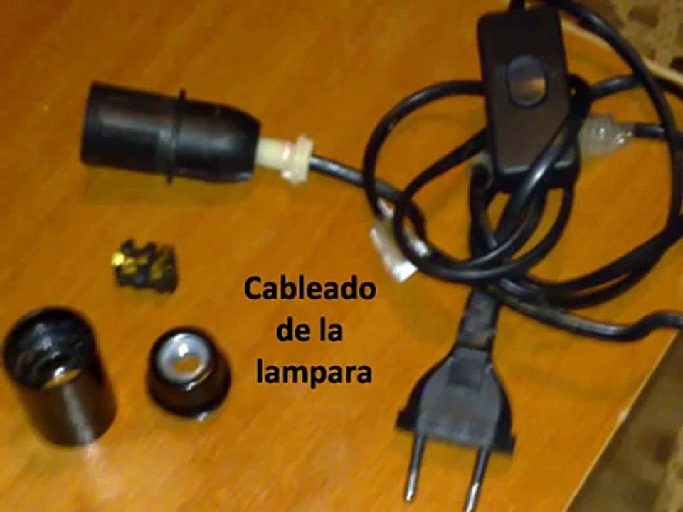Como hacer una lampara casera de madera.avi