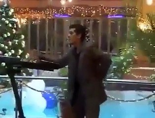 بلاهي ركزوا على الاورڨانيست هه هه بالدموع ..!!!