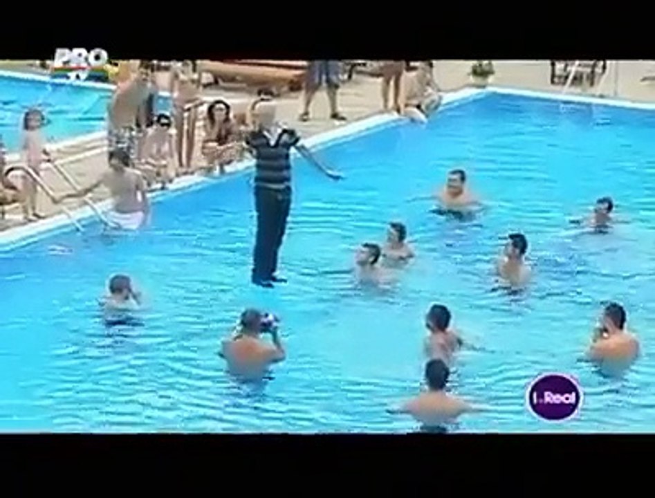 Man walking on water - Amazing video