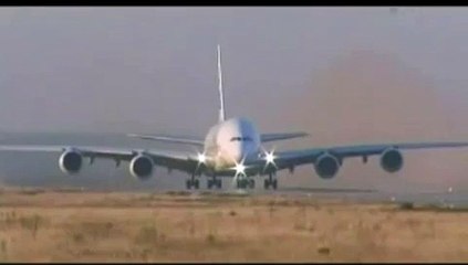 A380 - Batendo a cauda na pista durante a decolagem. (Tailstrike)