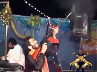 JALANDO EL CUERNO DE CHIVO