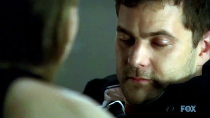 Fringe 3x02 || Altlivia/Peter "Hot" Scene
