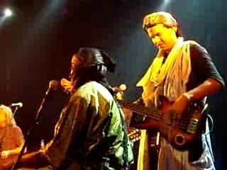 TINARIWEN avec ROBERT PLANT à Paris