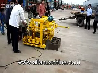 Maquina para fabricar ladrillo de cemento movible