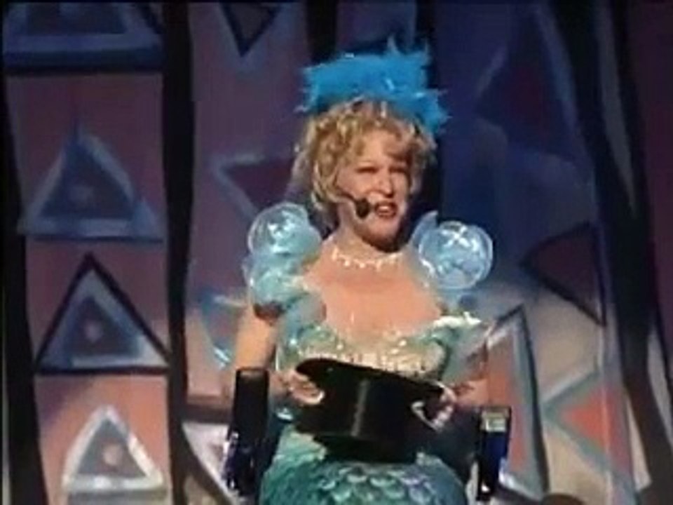 Bette Midler - New York, New York