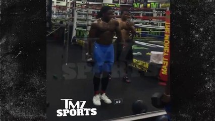 NFL: Floyd Mayweather sería el nuevo entrenador de dos jugadores (VIDEO)