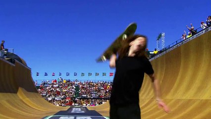 Shaun White Skateboarding