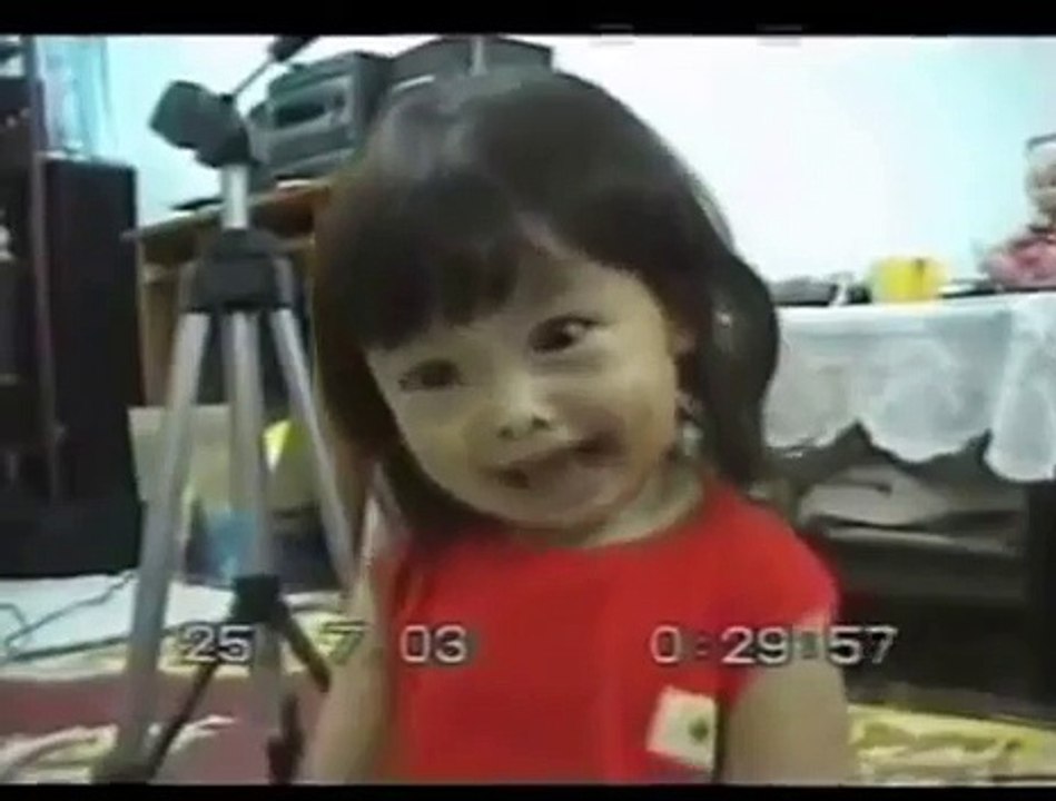 3yo Cute Funny Baby Sings