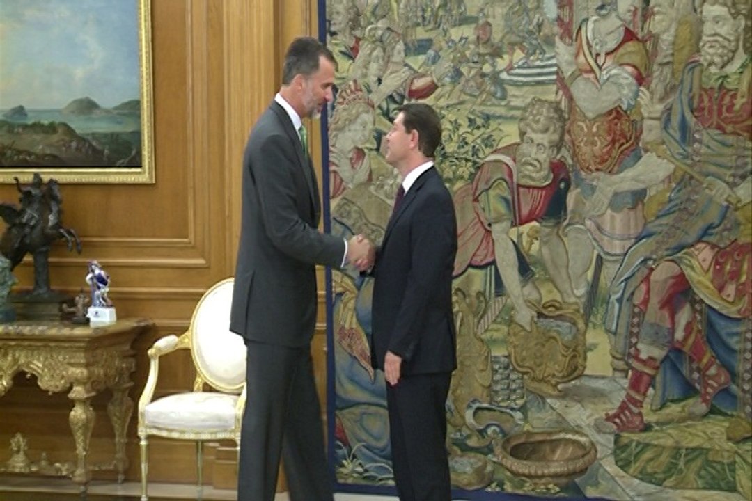 El Rey recibe a García-Page en la Zarzuela