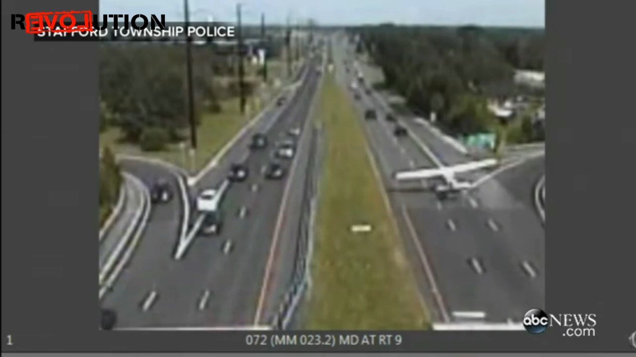 Emergency Landing on NJ Highway Caught on Camera