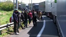 A Calais, les Britanniques vont financer une zone de sécurité pour les camions