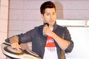 Varun wishes Bajirao Mastani's team for clashing with Dilwale