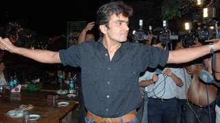 Bollywood actors CAUGHT DRUNK | PARTY footage LEAKED