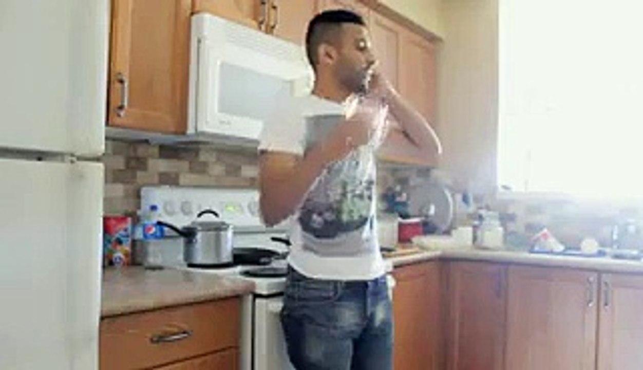 Desi moms find out everything! Video vine by Za...
