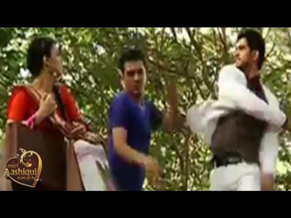 Meri Aashiqui Tum Se Hi 25th May 2015 EPISODE | Ishani gets MOLESTED (news)