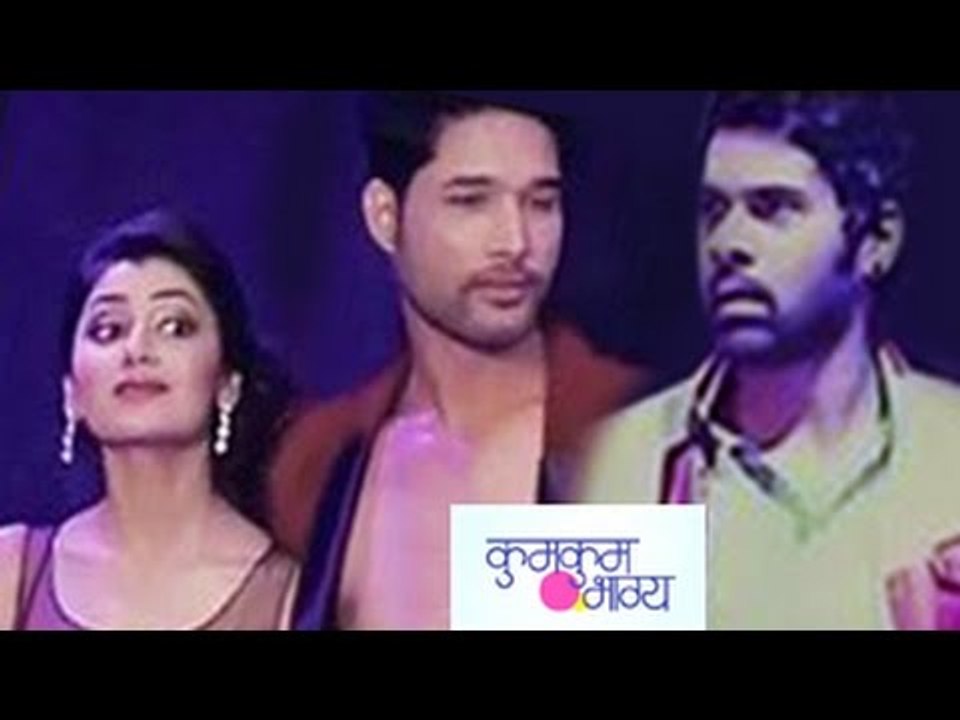 Kumkum Bhagya 14th April 2015 EPISODE | Pragya's MAKEOVER, Abhi JEALOUS