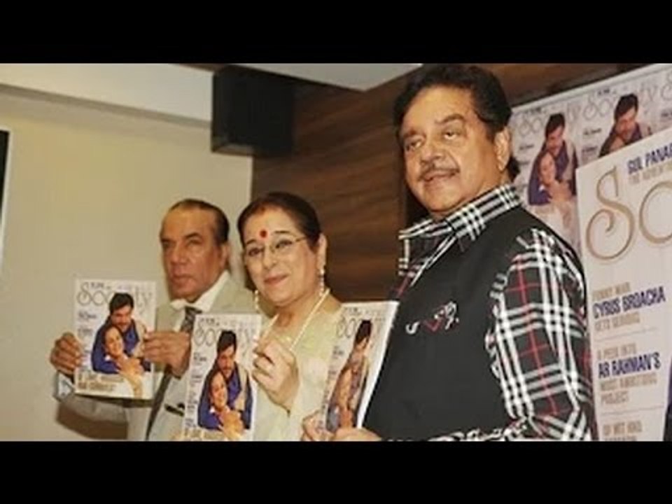 Shatrughan Sinha With Wife Poonam Sinha @ Launch Of Latest Society Magazine Cover