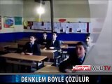 Matematik Hocası Müzik Dersine girerse...