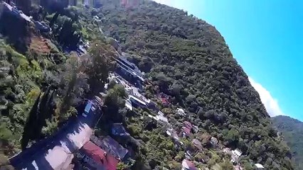 Avion RC  percute violemment la tête d'un homme