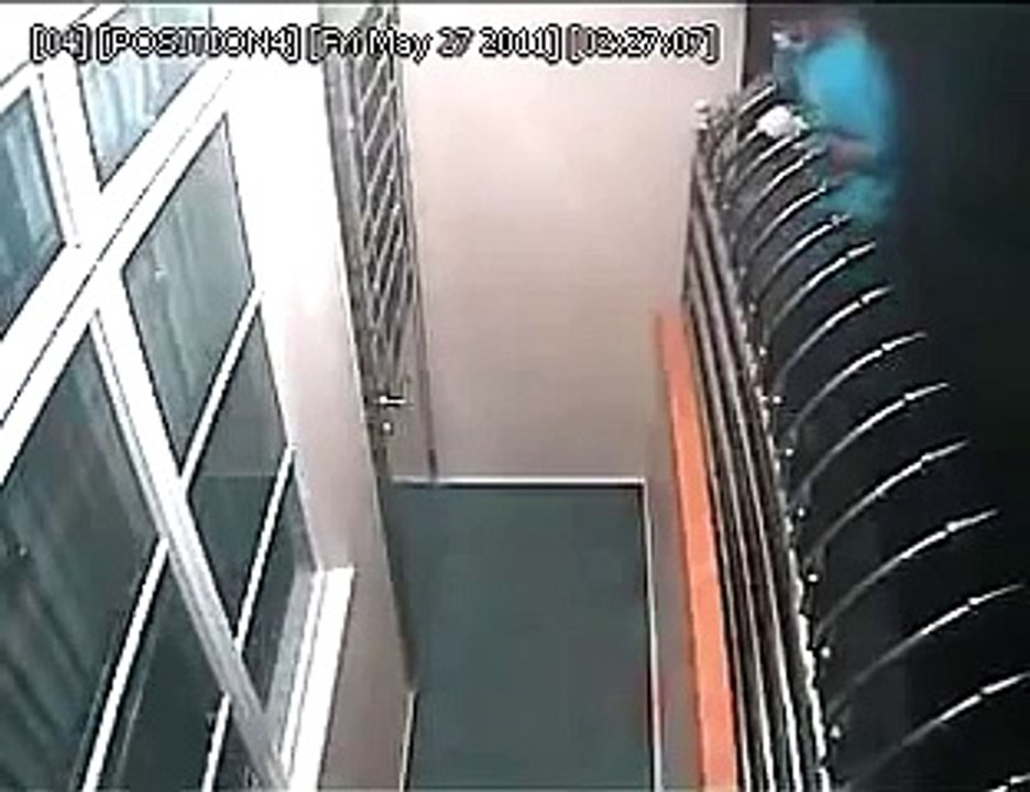 Robbery Attempt FAIL EPIC (Funny Video!)