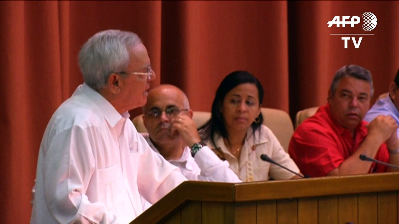 Authorized biography on Raul Castro is presented in Cuba