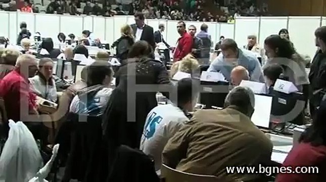 Уникални кадри от общинска избирателна комисия: мафия!