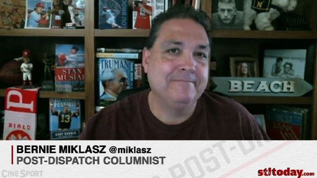 BWB: Reds Fans Pay Cards Highest Respect