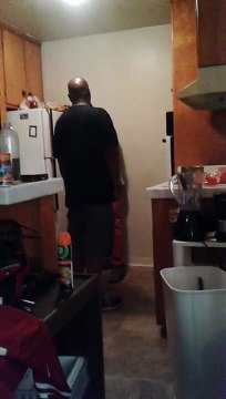 WORLD STAR HIP HOP FIGHTS ITS REAL OVER 10DOLLARS