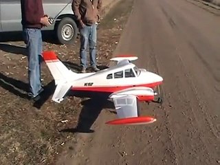 RC Bud Nosen Cessna 310 with deadstick landing. Crazy pilot.  Must see.