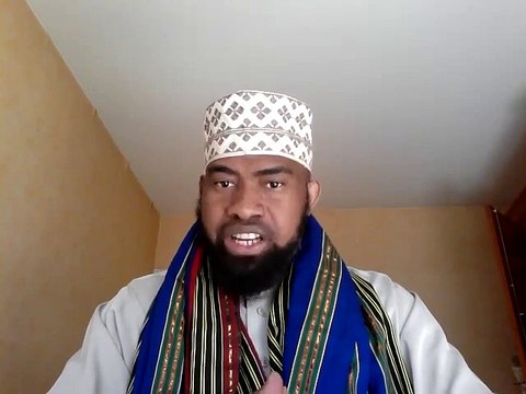 DJIBRILE la IDE _LES FEMMES ALEZ PRIER LA PRIERE DE ID NE RESTEZ PAS AVEC LE MKATRA GUDUGUDU