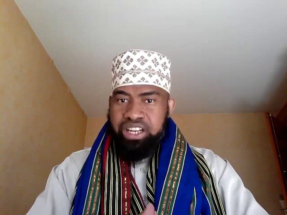 DJIBRILE  la IDE _LES FEMMES ALEZ PRIER LA PRIERE DE ID NE RESTEZ PAS AVEC LE MKATRA GUDUGUDU