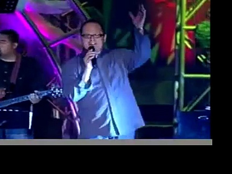 En Los Montes, en los Valles — Marcos Witt - JosueUnoNueve.com