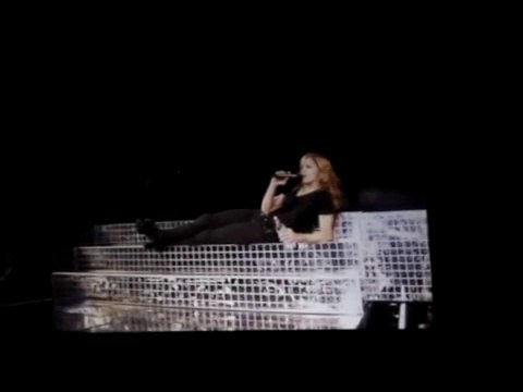 Madonna - Speech - Paris-Bercy Arena - 30 août 2006 - Confessions Tour -
