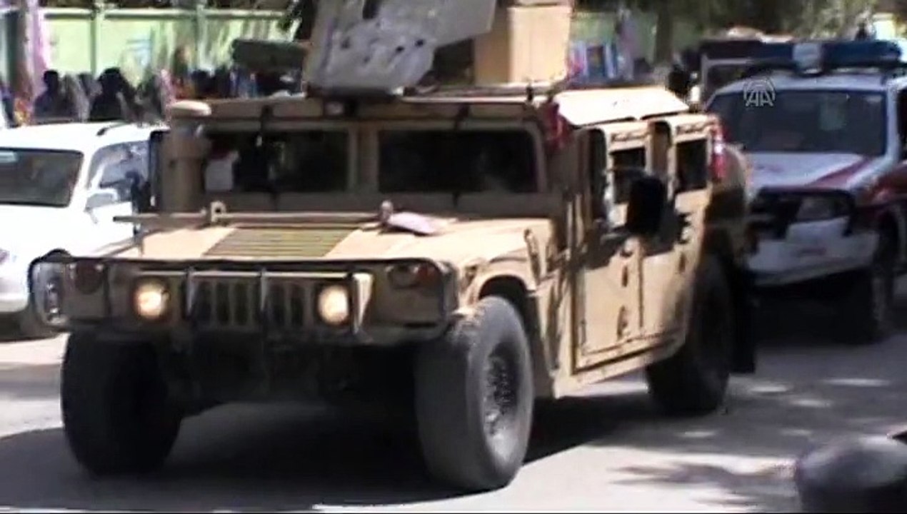 Bomb blast near bank injures 24 in Afghanistan