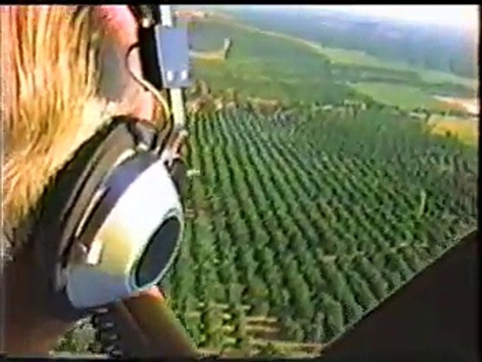 Mr. Wendell Flying the Cessna 195