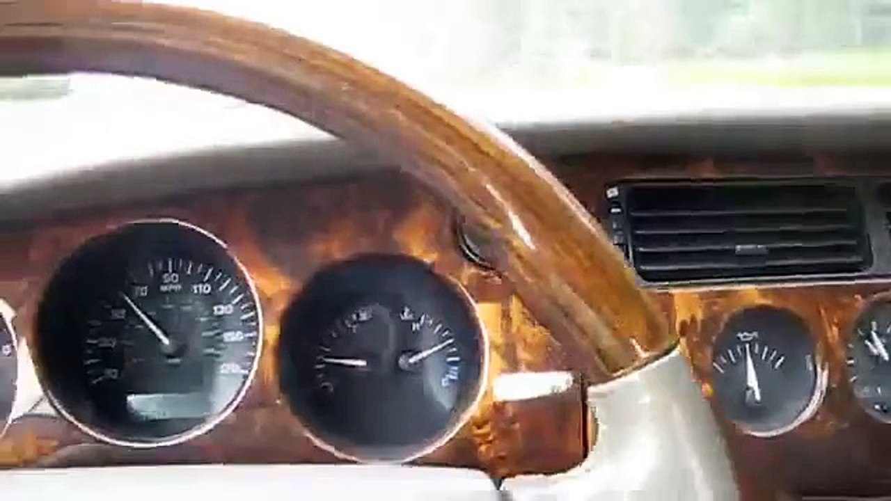 1999 Jaguar XK8 Test Driving and Acceleration