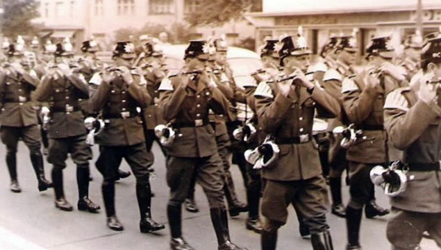 Hoch Deutschland Marsch Hermann Richter Grosses Blas-Orchester der Schutzpolizei Berlin