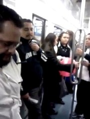 Cantante del metro Pablo Lopez, ciudad de México 2