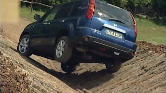 Nissan X-Trail Offroading