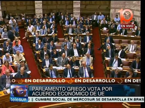 Enfrentamientos en Atenas entre manifestantes y policía