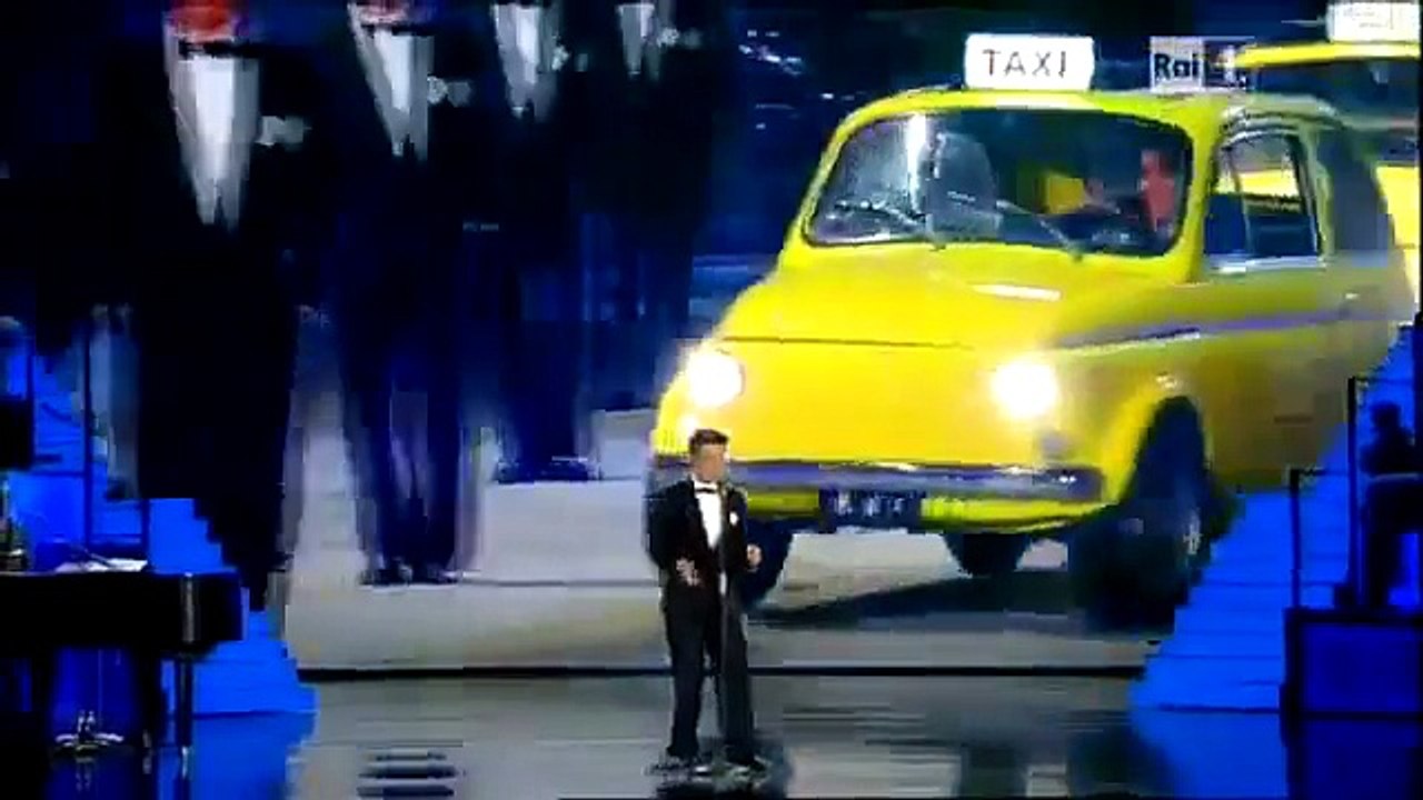 FIORELLO CHE PENSA - Fiorello show 2011