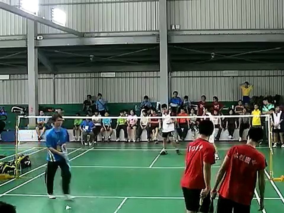 2009高雄市市長盃羽球賽（陳　緯+湯傑閎 v s 巫孝霖+劉韋辰）2／2